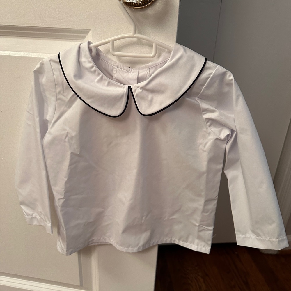 T.B.B.C. long sleeved Peter Pan collar with navy piping. NWT (4t)